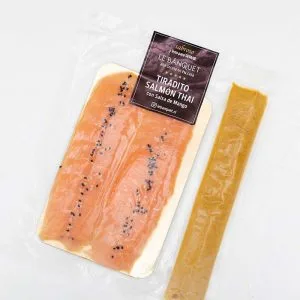 TIRADITO DE SALMÓN THAI