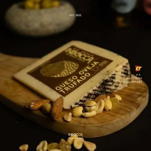 QUESO OVEJA TRUFADO